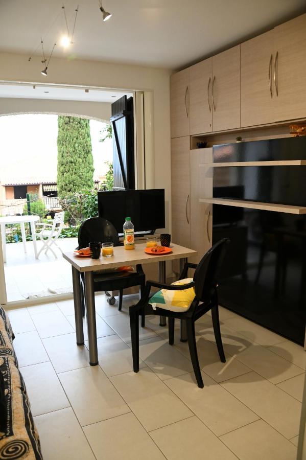 Aigues Marines Yourhosthelper Apartment Saint-Cyr-sur-Mer Exterior photo